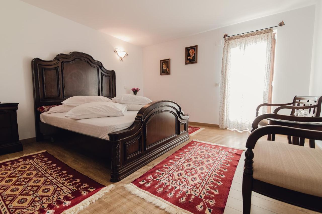 Hotel Complex Transalpina Aninisu din Vale Zewnętrze zdjęcie
