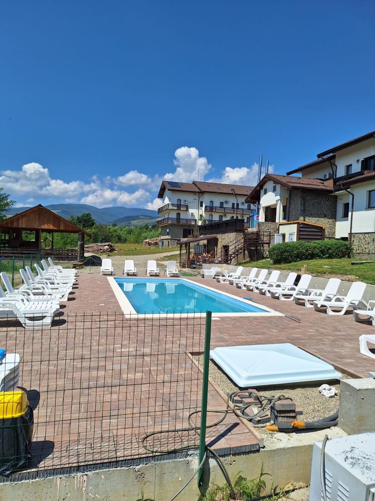 Hotel Complex Transalpina Aninisu din Vale Zewnętrze zdjęcie